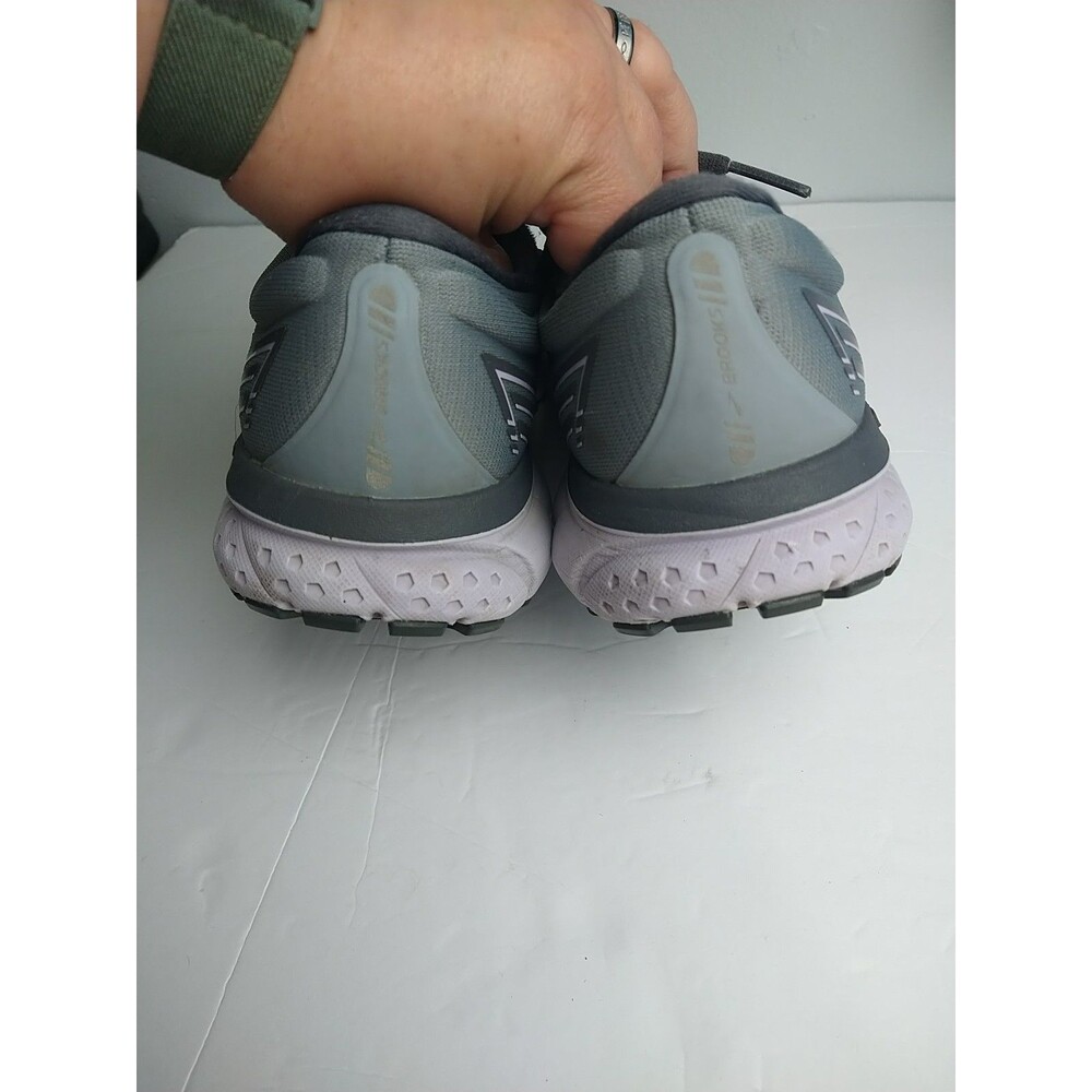Size 10B - woman Brooks Ghost 13 Gray sneakers activewear - 120338-1B-084 - Picture 3 of 8